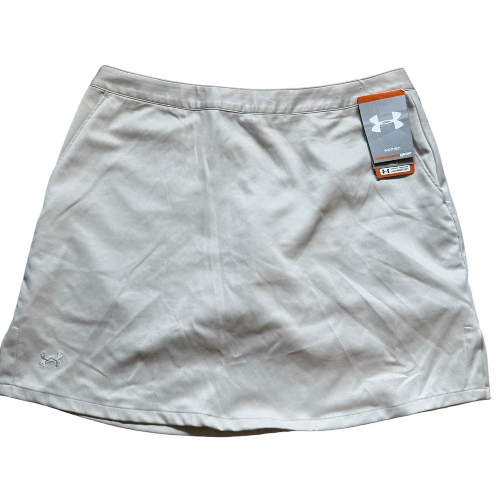 Under Armour Golf Skort Loose Fit Tan Women’s Size 8 NEW
